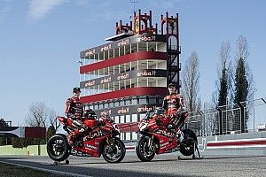 Fotogallery SBK: le Ducati Panigale V4 R dell'Aruba.it Racing