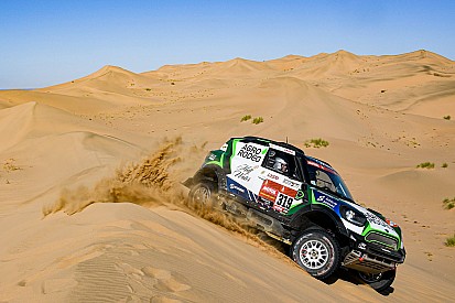 Dakar, Tappa 5: tante dune sulla strada verso Ha'il