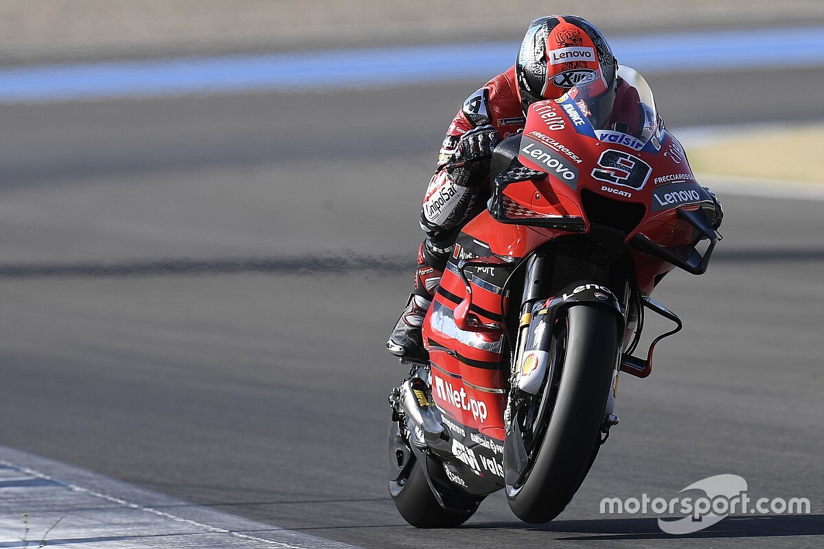 Petrucci: “Non riesco a fermare né a girare la moto”