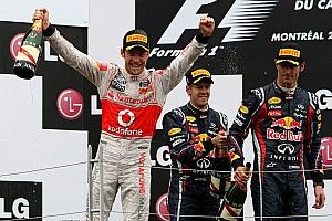 Vettel hibázott, Button könyörtelenül kihasználta: videó