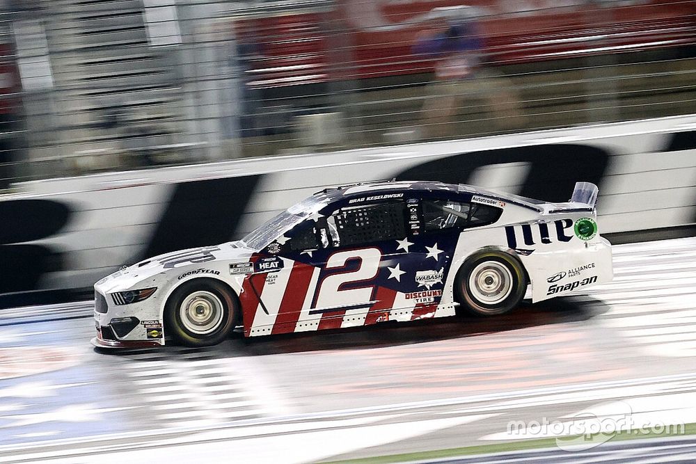 Race winner Brad Keselowski, Team Penske, Ford Mustang  