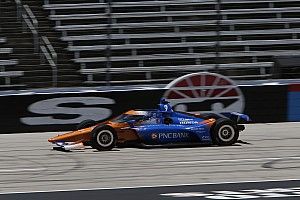 IndyCar: Dixon domina in Texas, Rosenqvist si schianta a muro