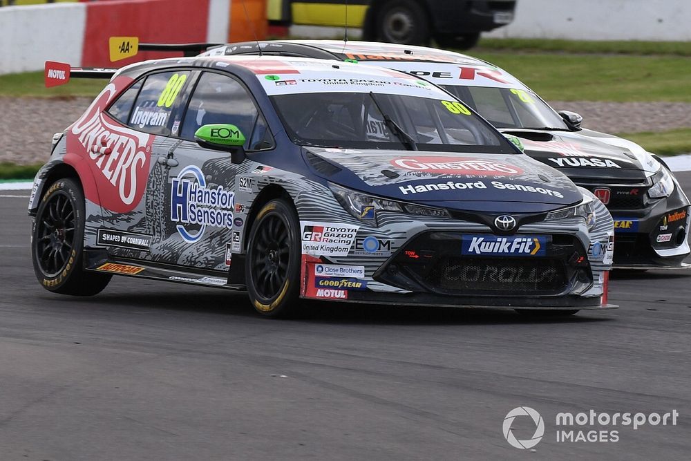 Thruxton BTCC: Ingram fends off Cammish for second win