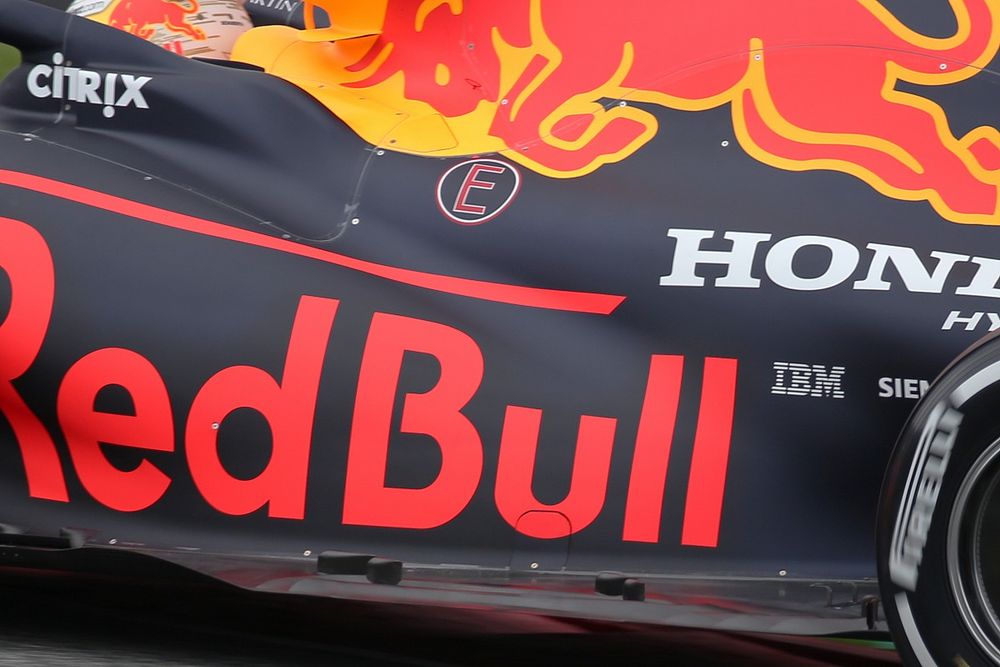 Vannak, akik aggódnak a Red Bull sebessége miatt, de Verstappen nem
