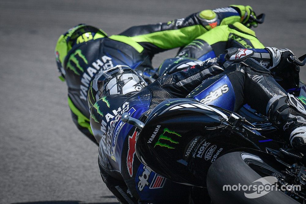 Vídeo: Viñales se fue a por la moto de Rossi en Jerez