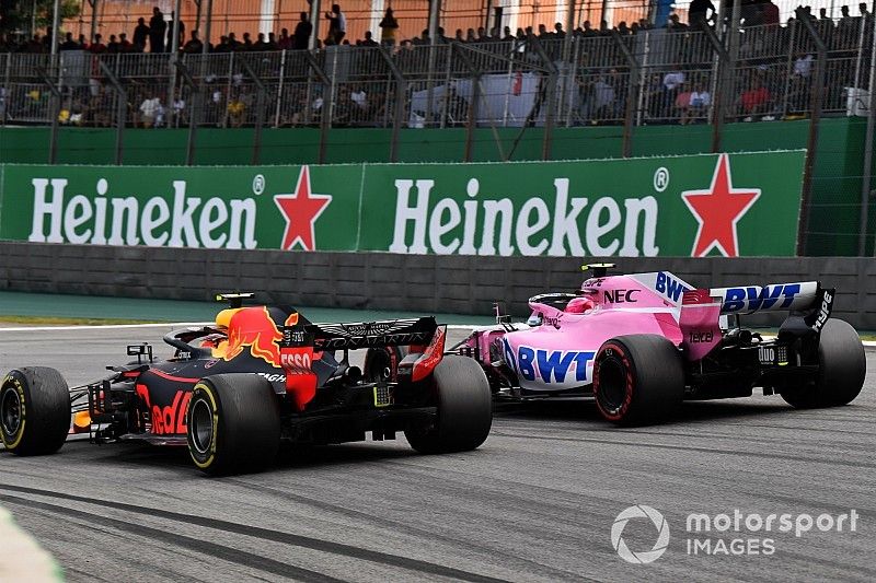 GALERIA: A sequência do acidente de Verstappen e Ocon