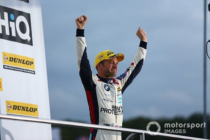 Turkington to defend BTCC title with WSR
