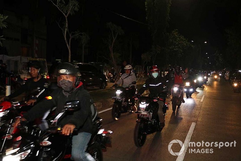 Ratusan bikers ramaikan riding malam Suzuki Special Day
