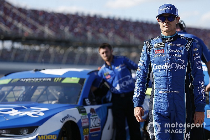 Larson says Talladega pace was “embarrassing at times”