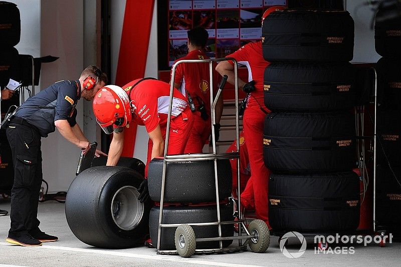 Ferrari mechanic with Pirelli tyres 