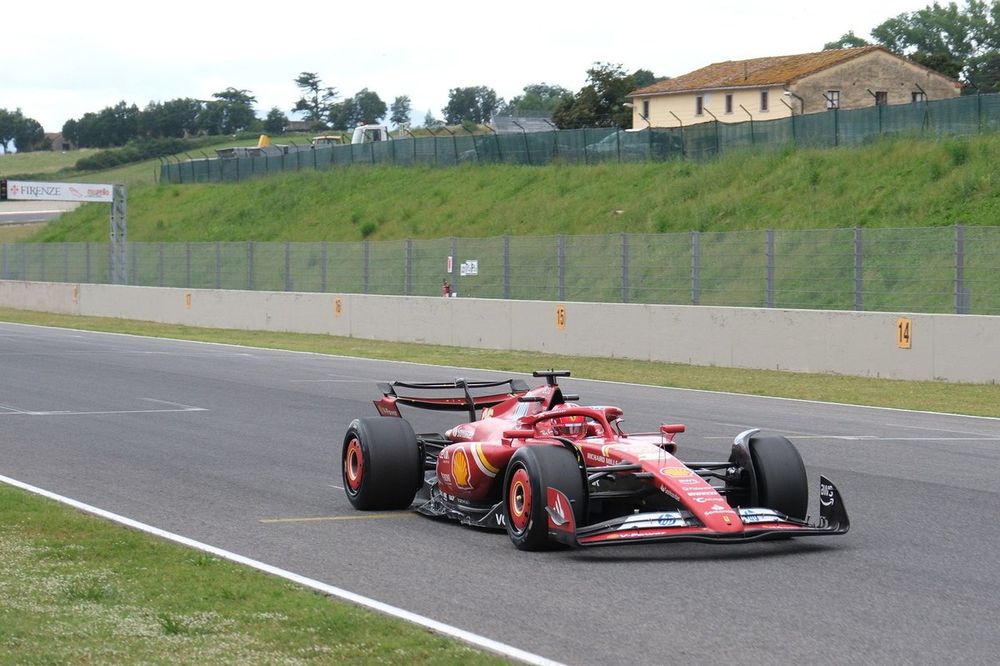 Charles Leclerc, Ferrari SF-24, pruebas Pirelli en Mugello