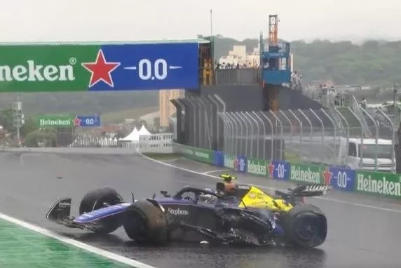 Franco Colapinto accidente Brasil.JPG