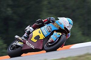 Moto2 Brno: Marquez pakt overtuigende pole, Bendsneyder achtste