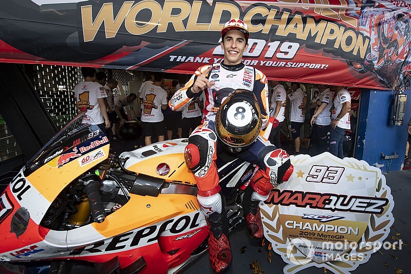 Fotogallery MotoGP: Marc Marquez festeggia l'ottavo Mondiale
