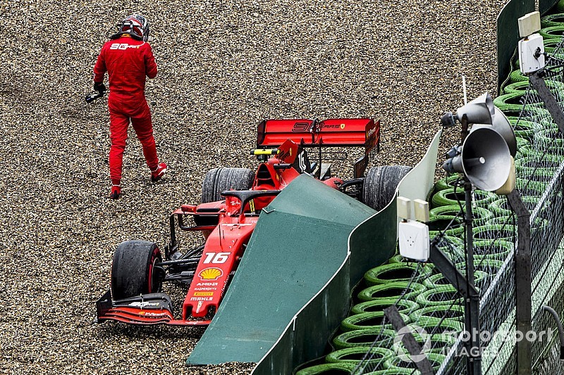 Отсутствие сильной руки и чрезмерные амбиции. Пять причин неудач Ferrari в 2019 году