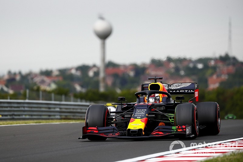 F1ハンガリーFP1速報:ハミルトン首位。レッドブル・ホンダのフェルスタッペン2番手