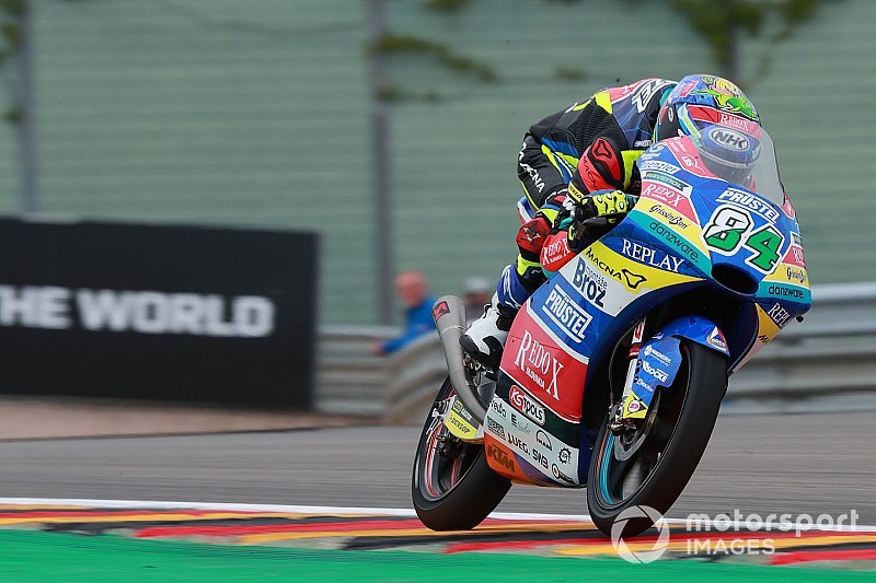 Red Bull Ring Moto3: İlk seansta Kornfeil lider, Deniz 7., Can 9.