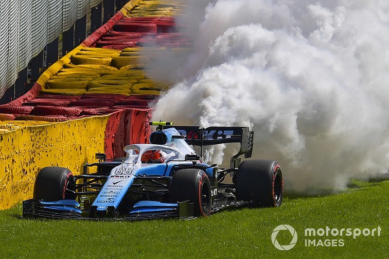 A Mercedes is vizsgálódik az új motor ügyében