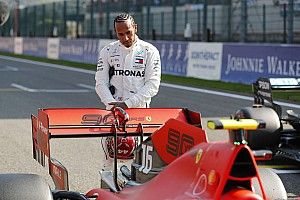 CEO da F1 confirma que tentou levar Hamilton para a Ferrari no passado