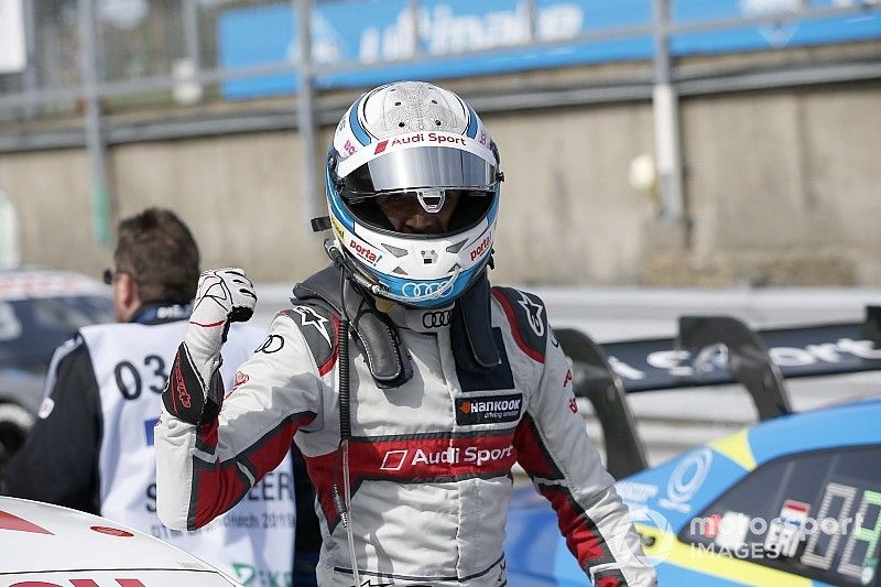 Pole sitter René Rast, Audi Sport Team Rosberg