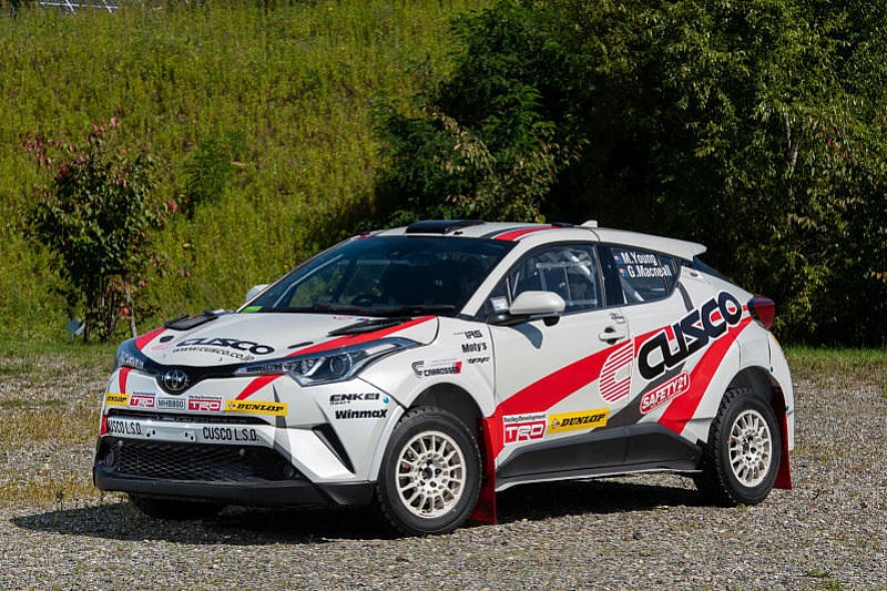Toyota C-HR AP4 przed debiutem