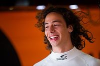 Tras 'volar' en la F3 de Monza, Peroni vuelve a sonreír