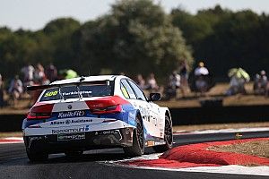 BTCC Snetterton: Turkington doubles up ahead of Hill again