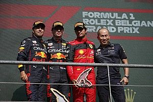 Sainz: Red Bull "in a league of their own" in F1 Belgian GP