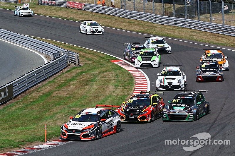 UK: Sutton concede il bis in Gara 2, stangata dei giudici su Lloyd