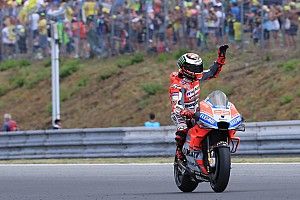 Ducati, Ciabatti conferma: "Lorenzo potrà svolgere i test di Valencia e Jerez 2018 con la Honda"
