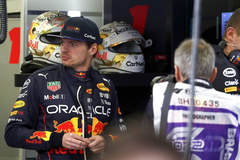 Verstappen kiáll Mazepin mellett