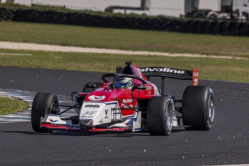 Phillip Island S5000: Golding wins opener