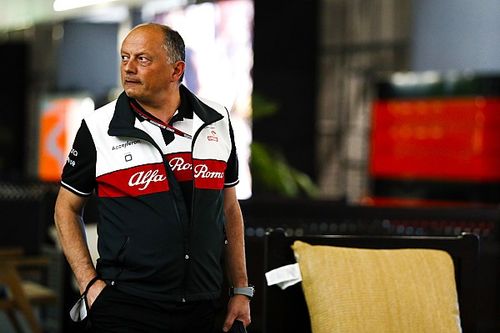 Alfa Romeo acusa de "juegos encubiertos con la FIA" a sus rivales