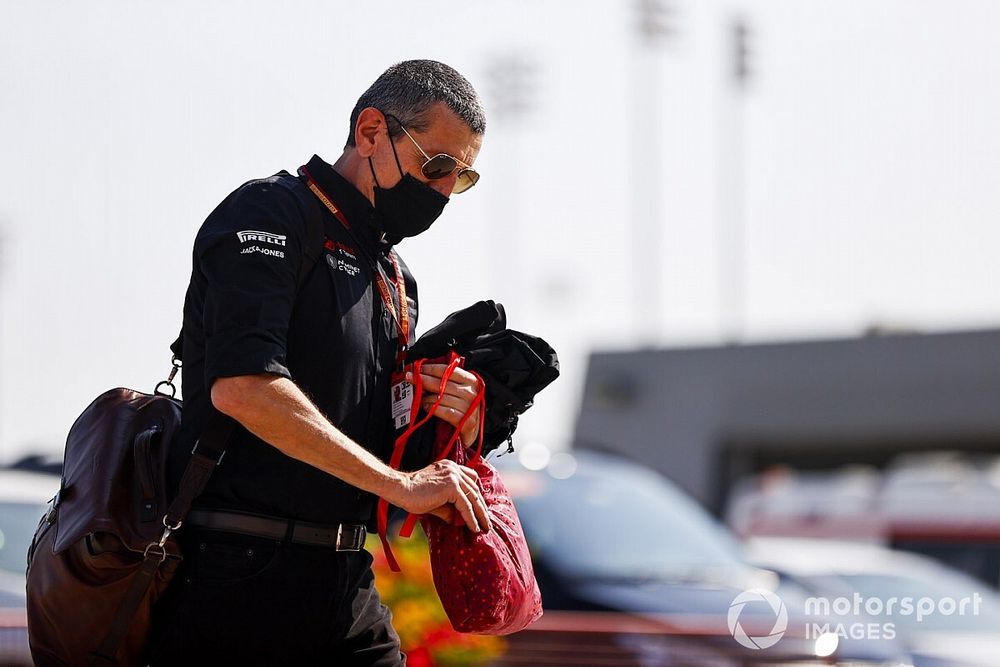 Steiner geeft toe: "Haas had bijna niet meer bestaan"