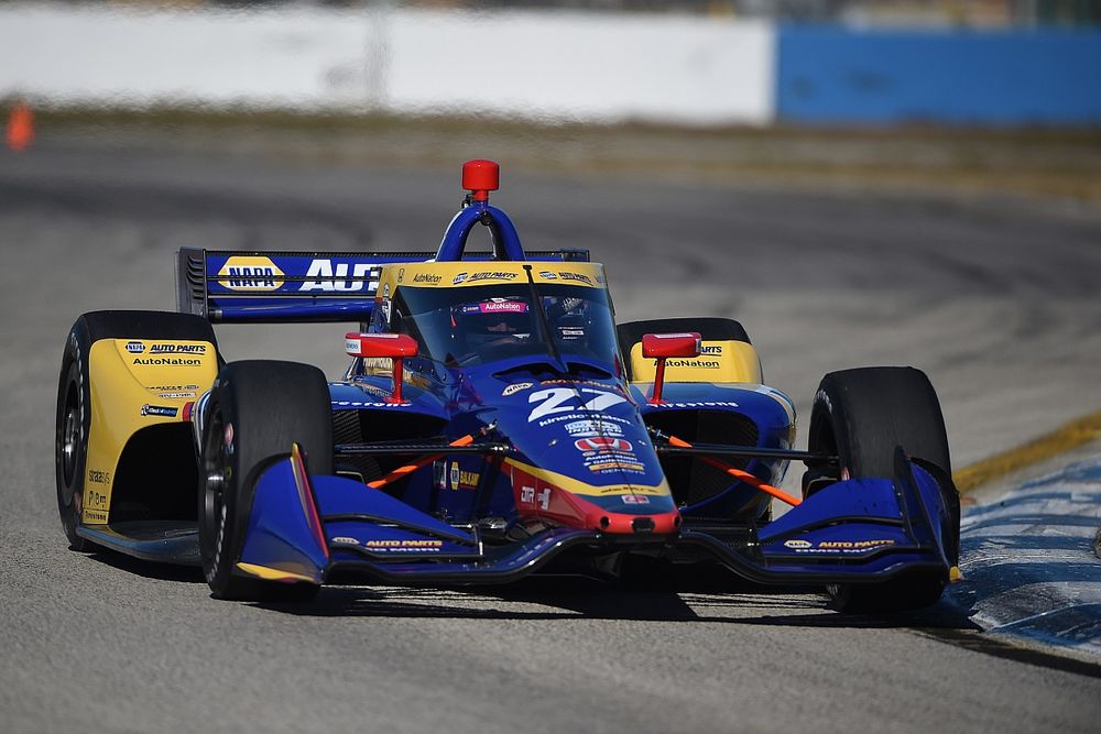 Rossi test op dezelfde dag IndyCar en IMSA Prototype