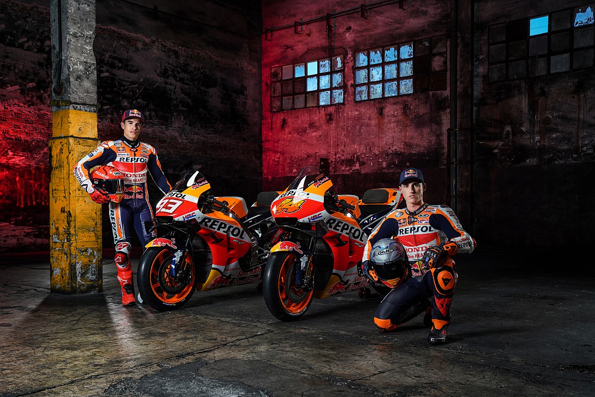 MotoGP: Honda divulga moto de 2021 em evento com Márquez e Espargaró; veja imagens
