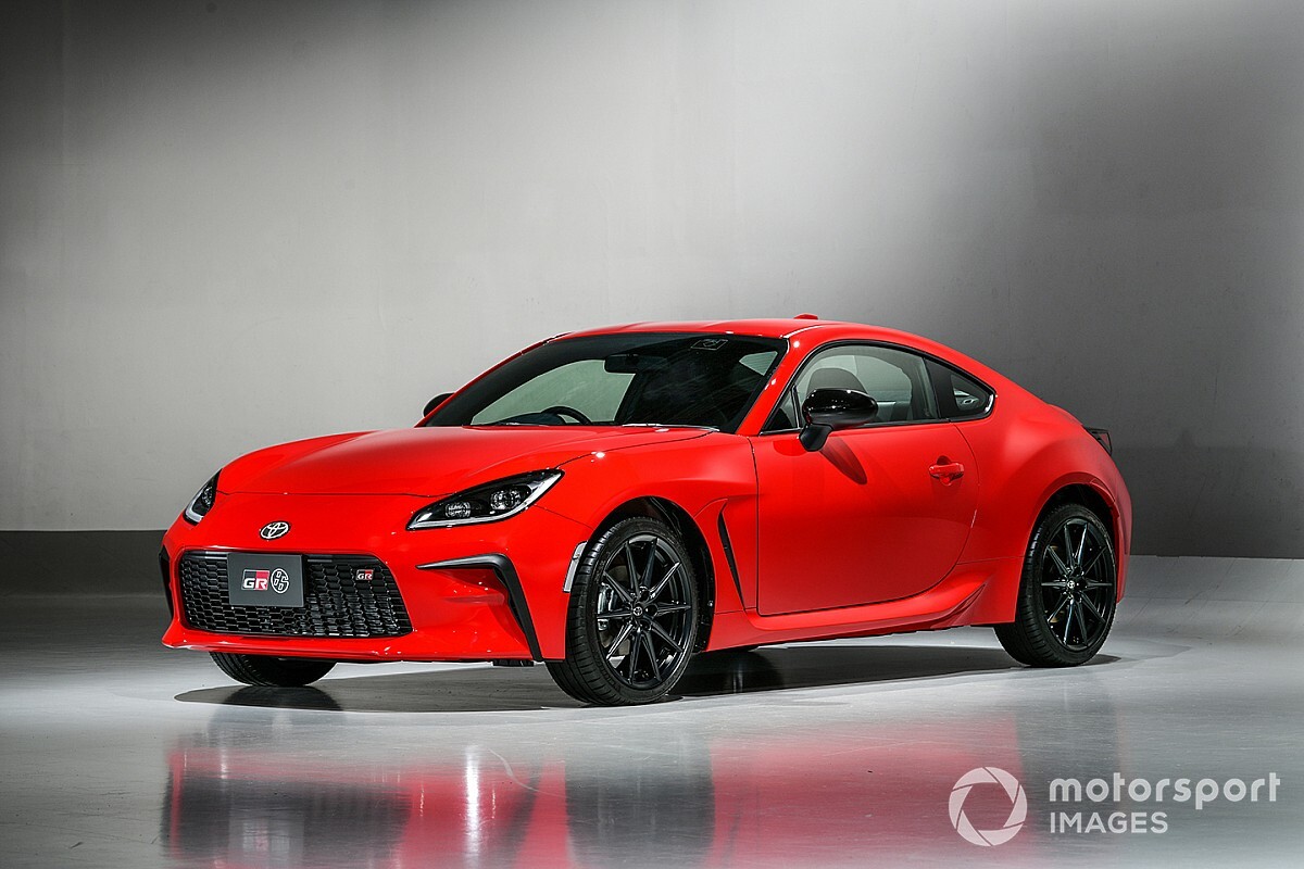 Toyota GR 86, la GT86 cambia nome ma non spirito