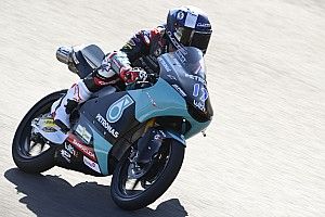 Moto3 Fransa 1. antrenman: McPhee en hızlısı