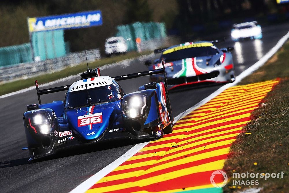 #36 Alpine Elf Matmut Alpine A480 - Gibson: André Negrão, Nicolas Lapierre, Matthieu Vaxiviere