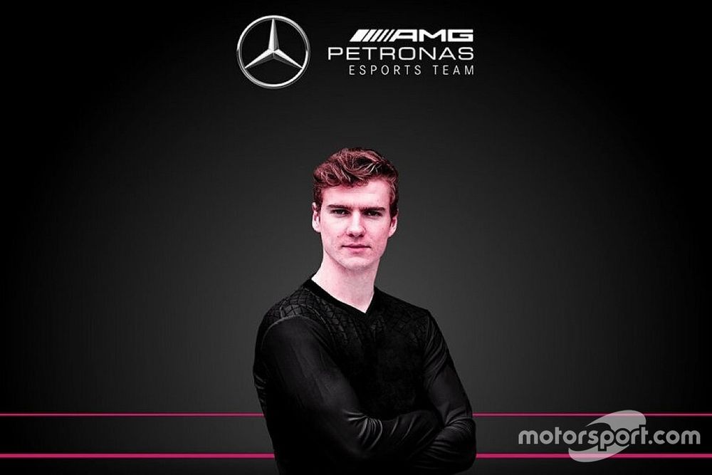 Mercedes haalt regerend F1 Esports-kampioen Opmeer binnen