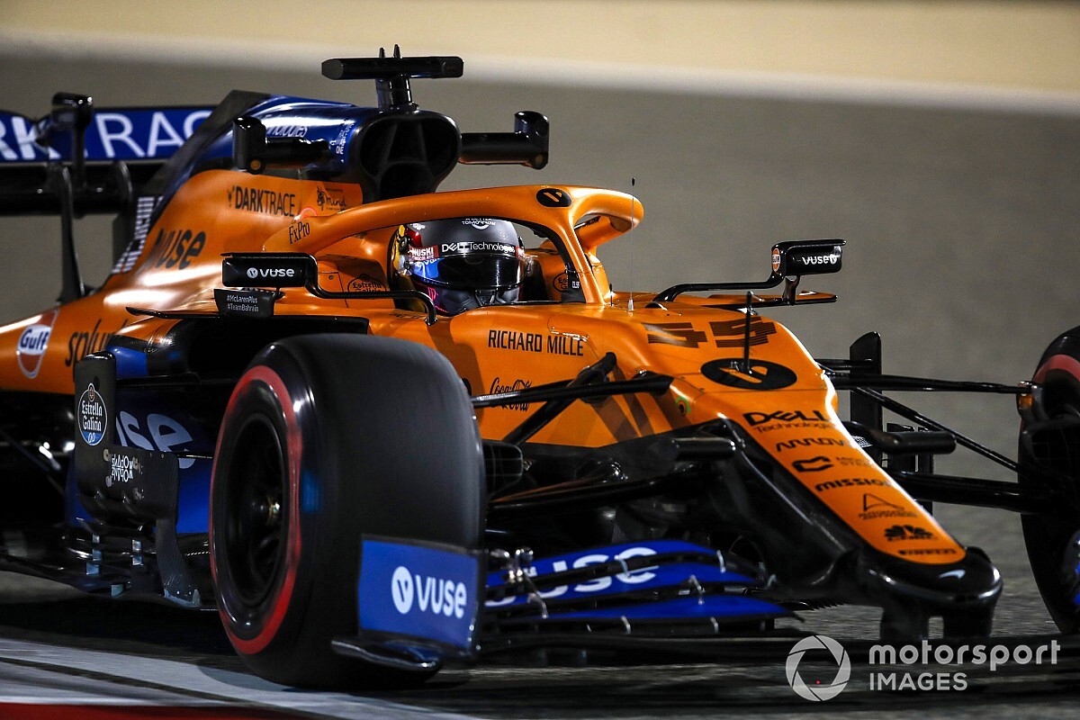 Sainz: "Yarışta bol bol aynalarımıza bakmamız gerekecek"
