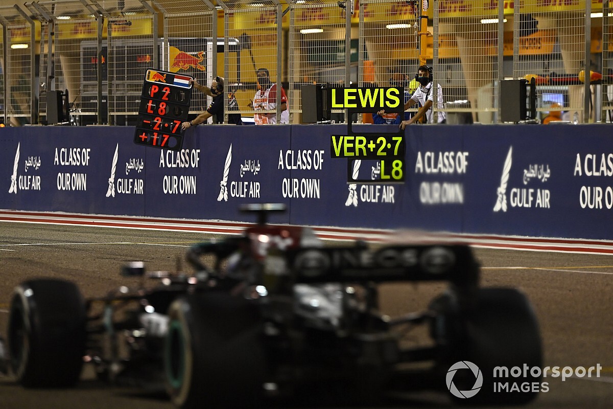 Hamilton over laatste ronden Grand Prix van Bahrein: "Vreselijk"