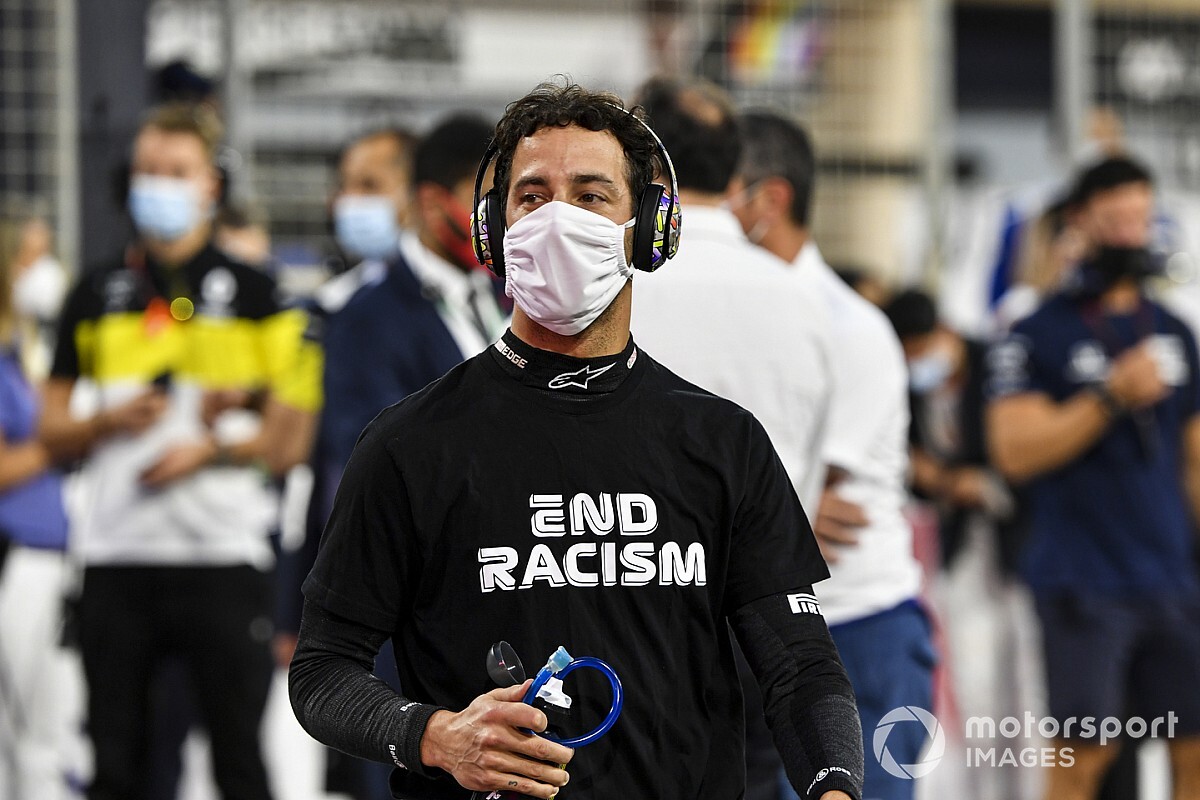 Ricciardo Petik Keuntungan Setim dengan Pembalap Muda