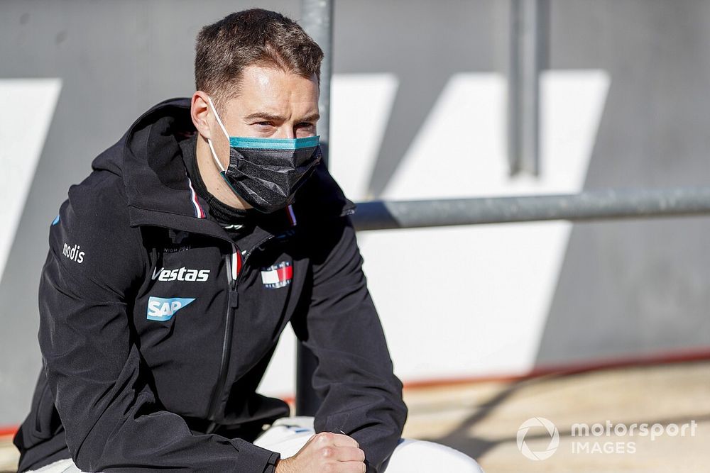 Vandoorne: "Mercedes'in kararı canımı acıttı"