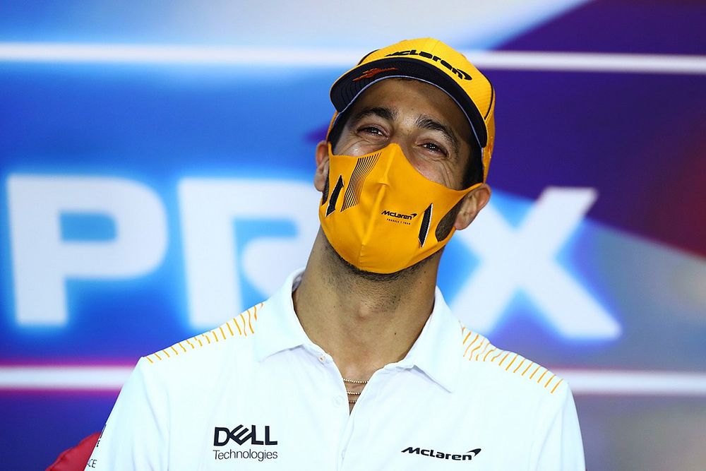 Ricciardo: McLaren "worked me pretty hard"