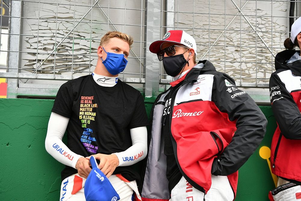 Räikkönen: Egyszer hős vagy, máskor halott ember