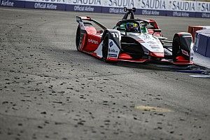 Formula E: Di Grassi győzött, de még semmi nem dőlt el az utolsó futam előtt