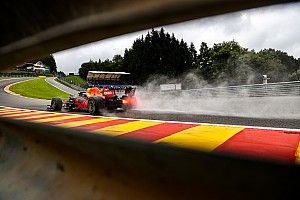 „Esőben Verstappen lesz előnyben, szárazon a Mercedes”