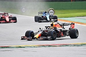 F1: Pérez bate a caminho do grid e está fora do GP da Bélgica