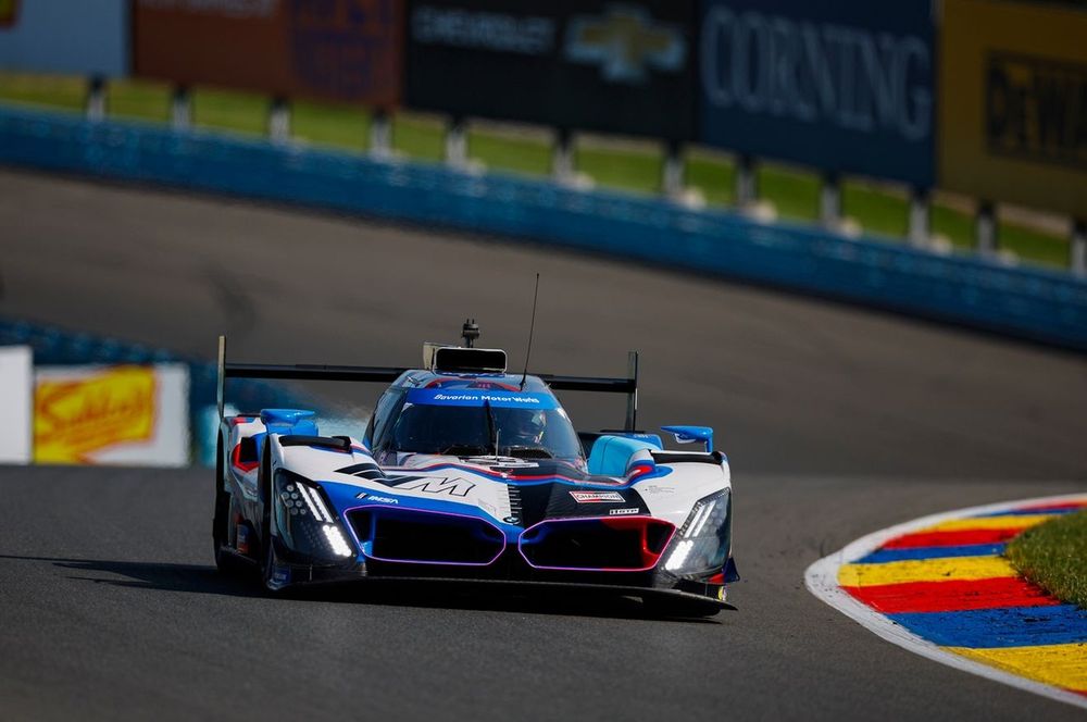 #24 BMW M Team RLL BMW M Hybrid V8: Philipp Eng, Dries Vanthoor